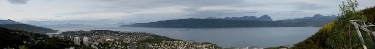 Panorama Narviku z pobliskiej góry